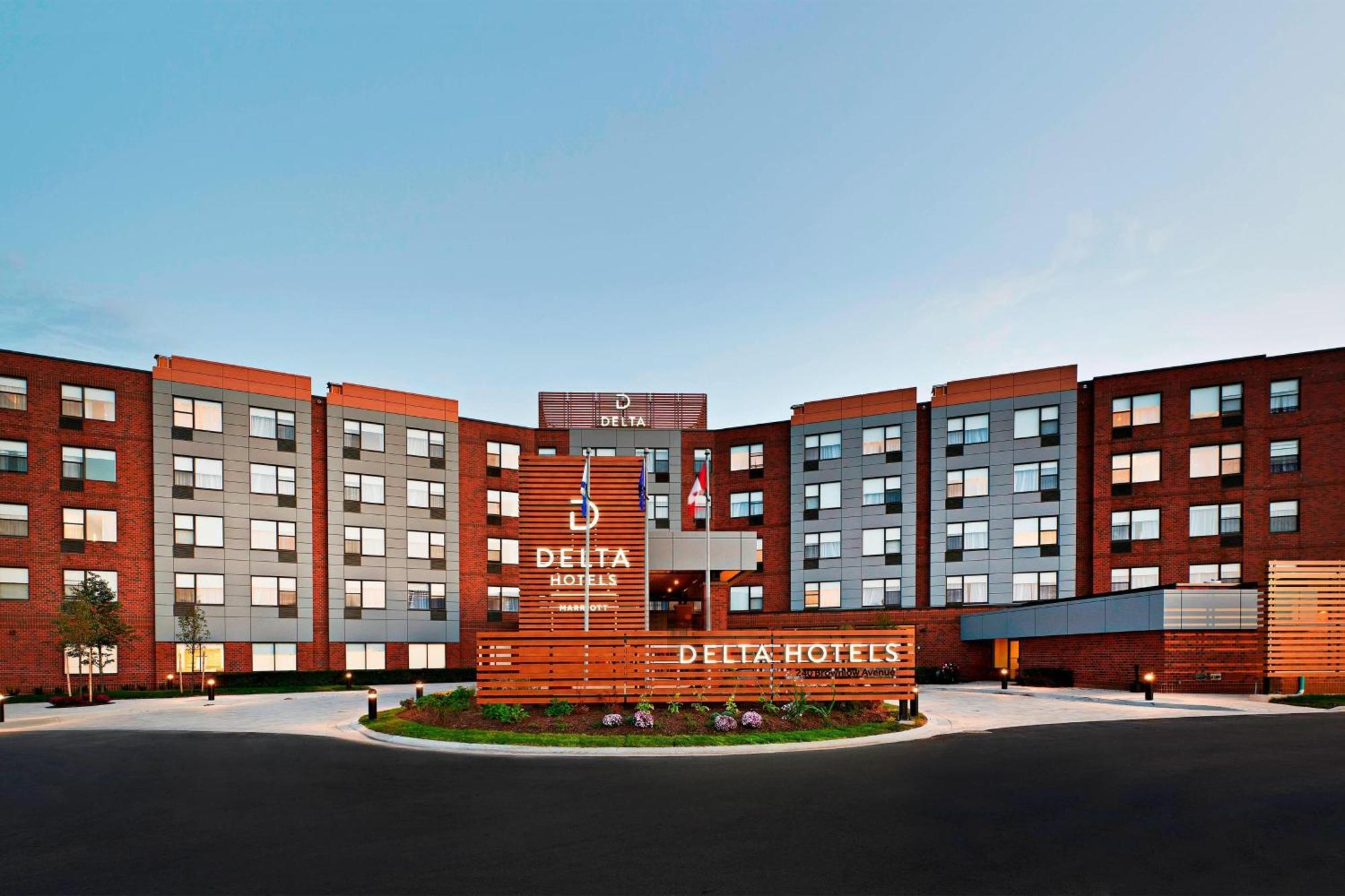 Delta Hotels By Marriott Dartmouth Exterior foto